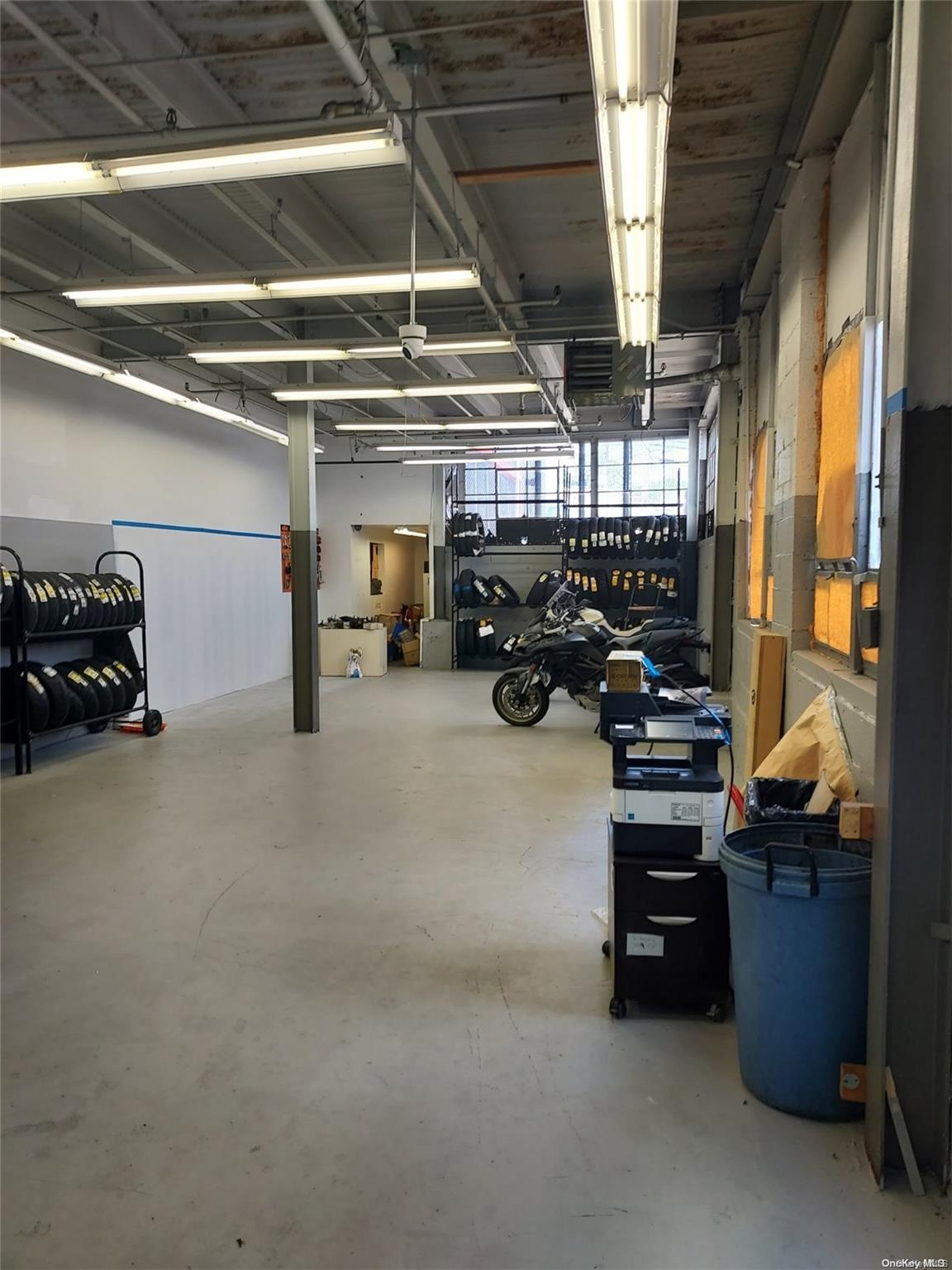 Commercial Sale Jericho  Nassau County, NY 11040, MLS-L3563034-8
