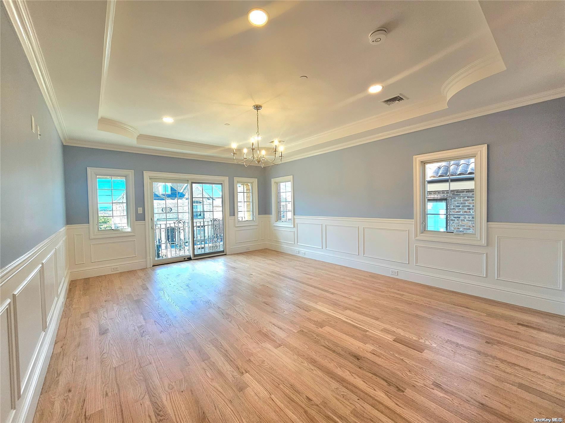 Single Family Sullivan  Queens, NY 11357, MLS-L3563235-19