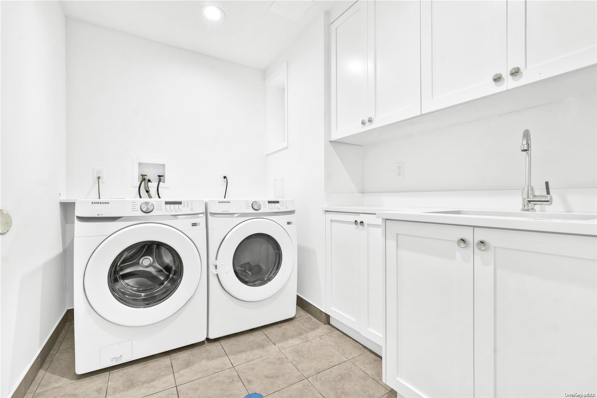 Single Family Sullivan  Queens, NY 11357, MLS-L3563235-24