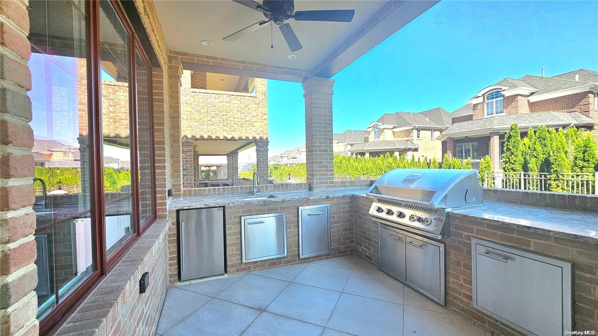 Single Family Sullivan  Queens, NY 11357, MLS-L3563235-27