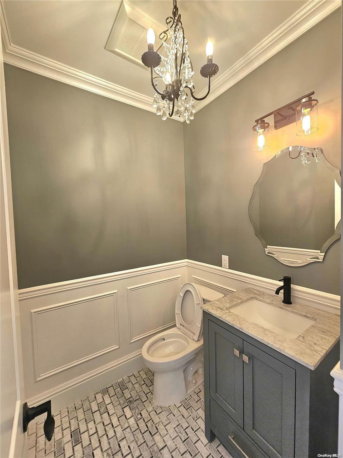 Single Family Sullivan  Queens, NY 11357, MLS-L3563235-9