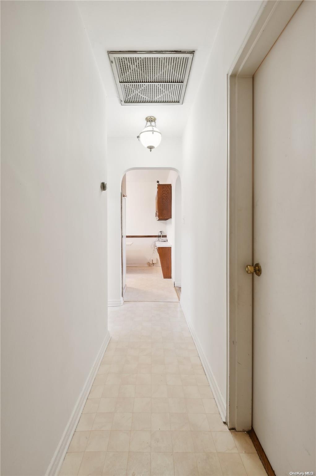 Single Family 172nd  Queens, NY 11365, MLS-L3563356-14