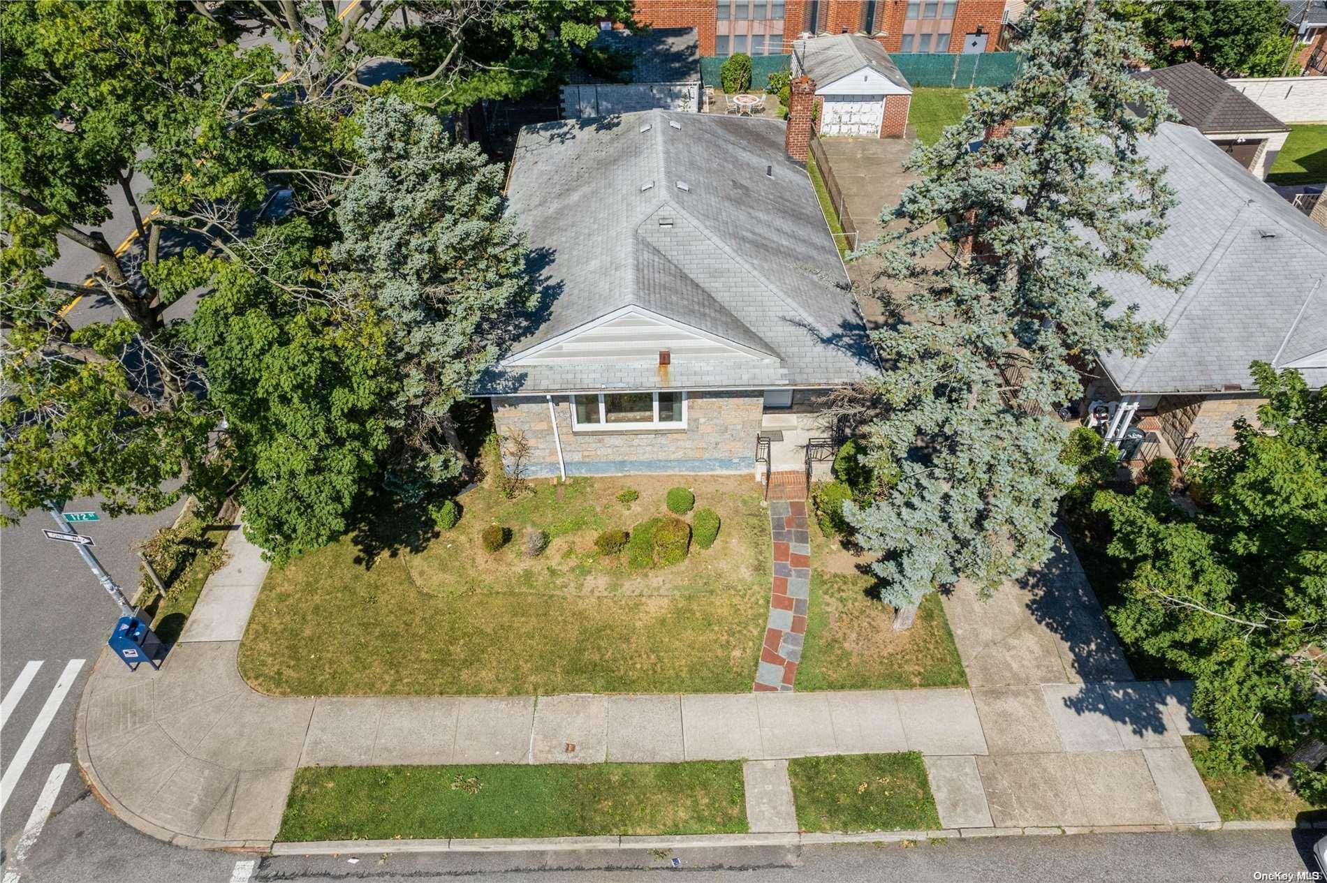 Single Family 172nd  Queens, NY 11365, MLS-L3563356-29