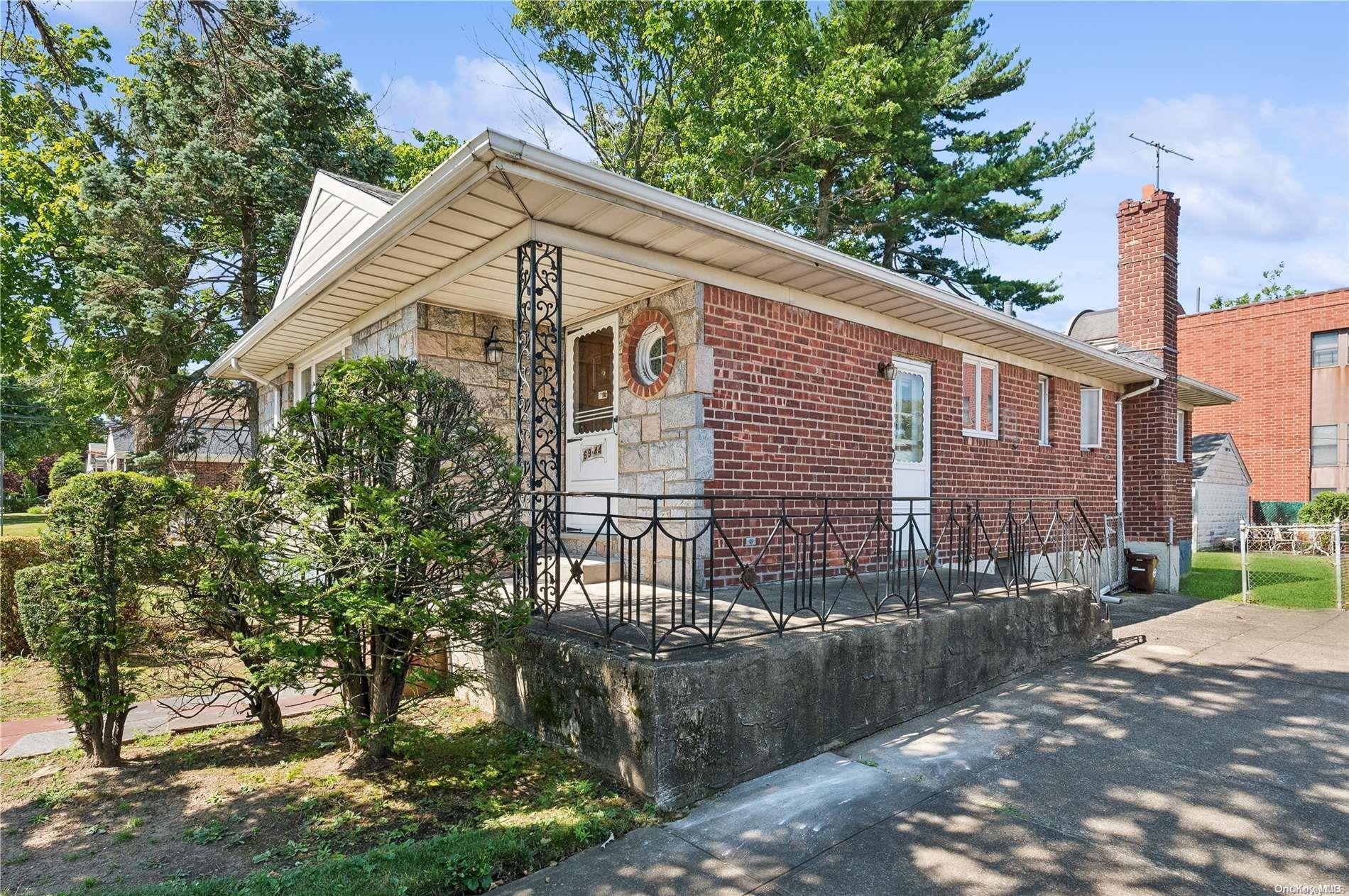 Single Family 172nd  Queens, NY 11365, MLS-L3563356-3