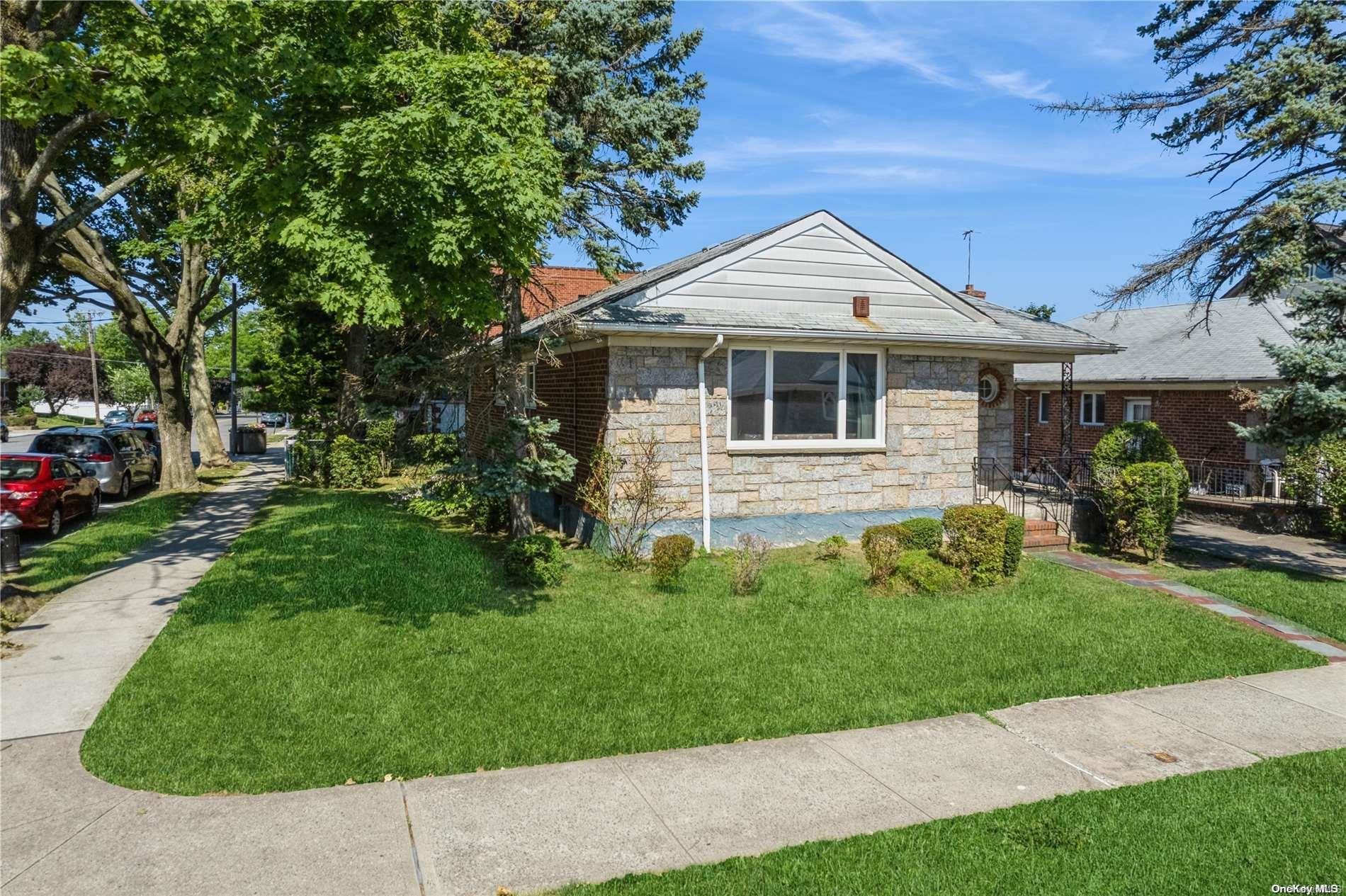 Single Family 172nd  Queens, NY 11365, MLS-L3563356-30