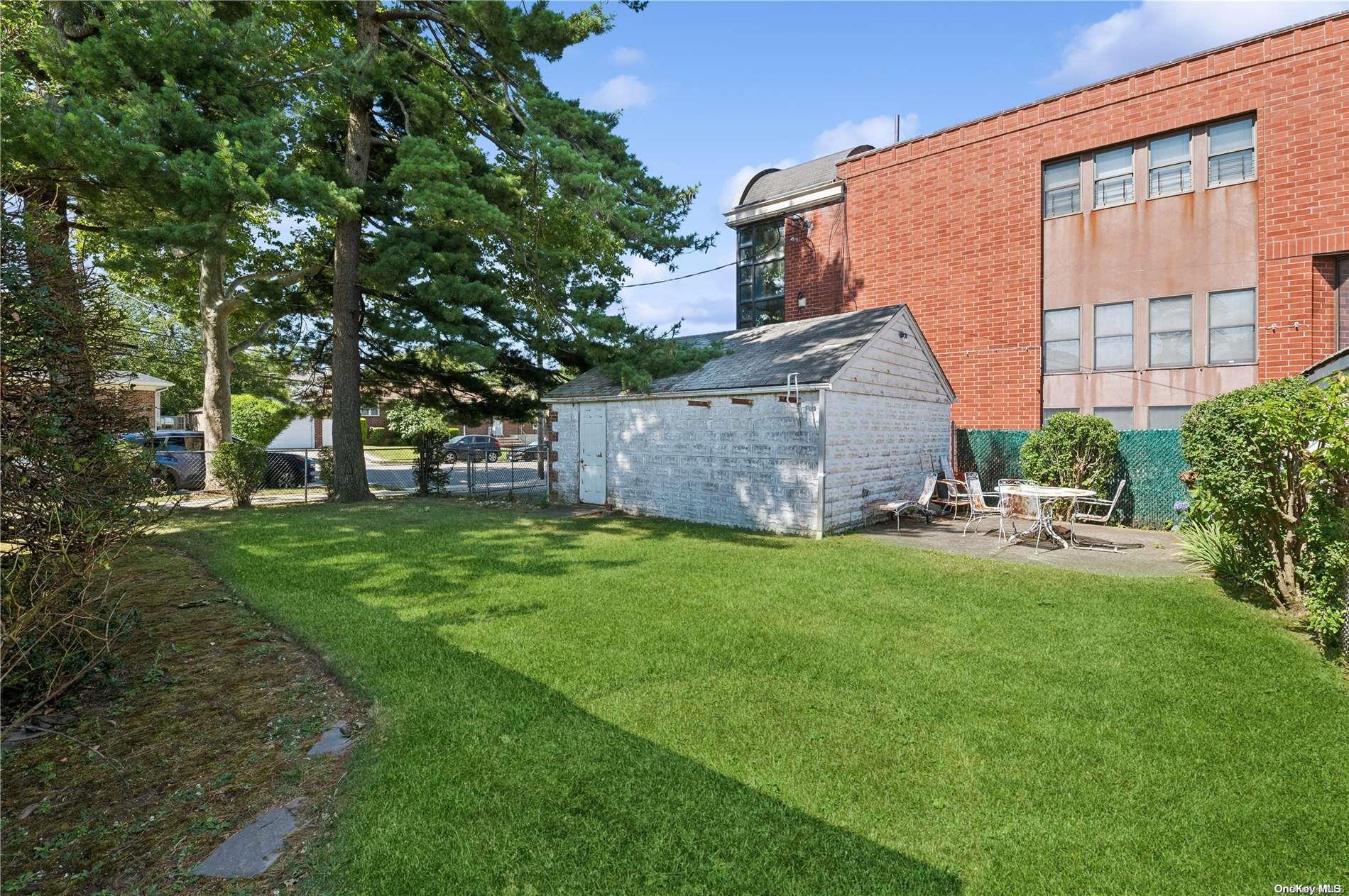 Single Family 172nd  Queens, NY 11365, MLS-L3563356-33