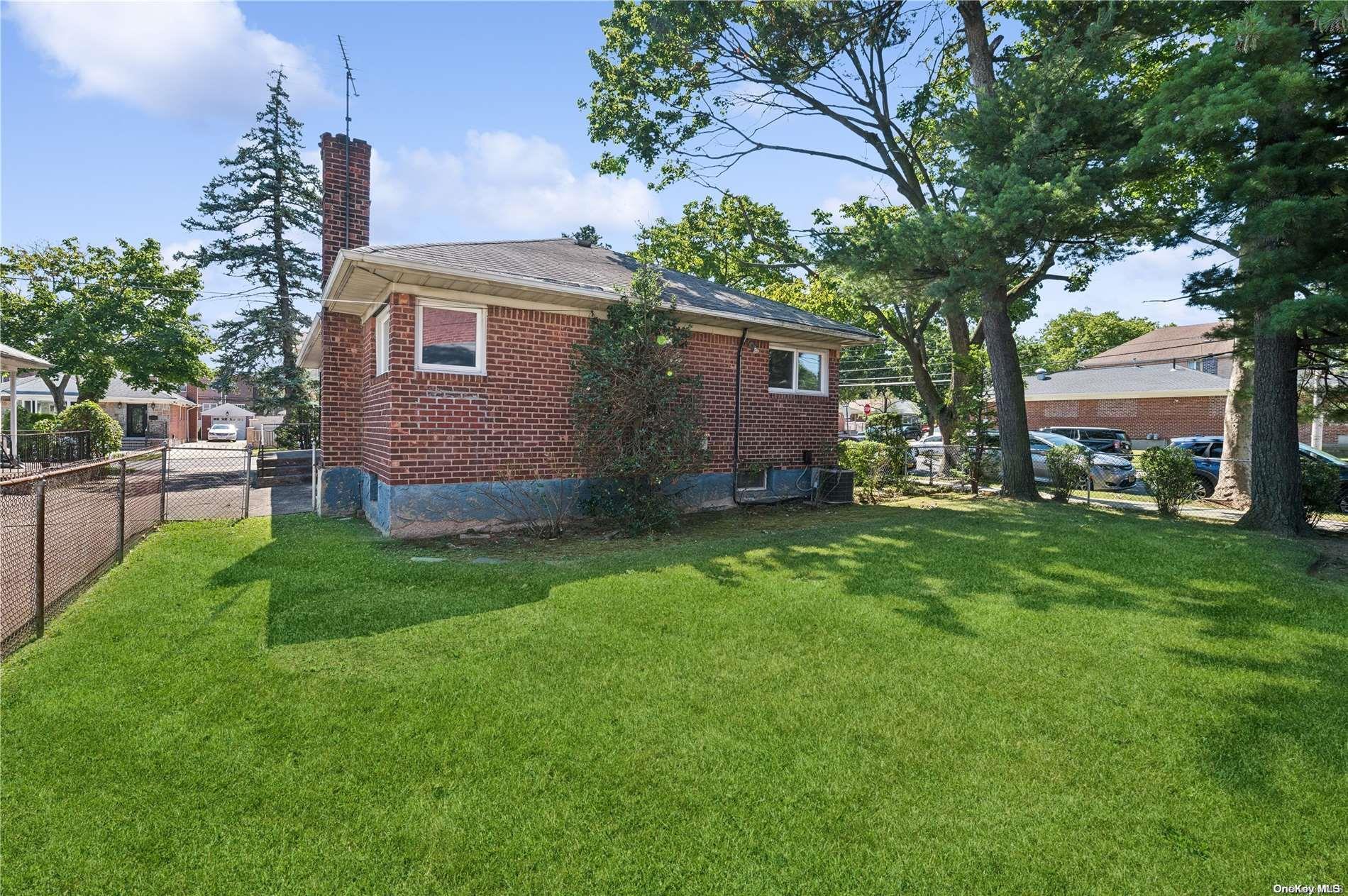 Single Family 172nd  Queens, NY 11365, MLS-L3563356-4