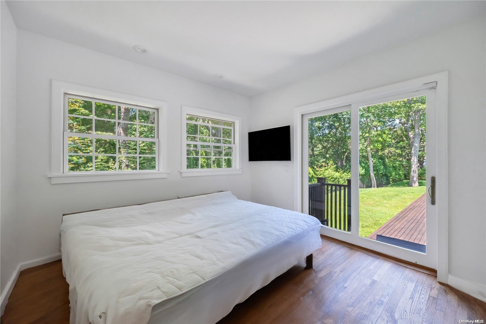 Single Family West Gate  Suffolk County, NY 11975, MLS-L3563783-19