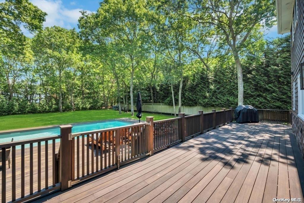 Single Family West Gate  Suffolk County, NY 11975, MLS-L3563783-28
