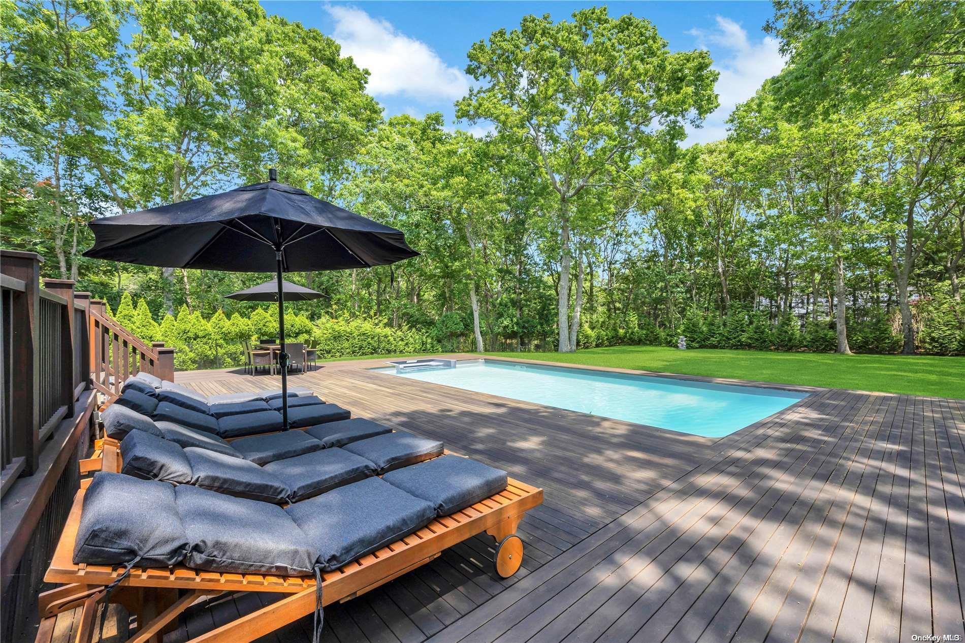 Single Family West Gate  Suffolk County, NY 11975, MLS-L3563783-30