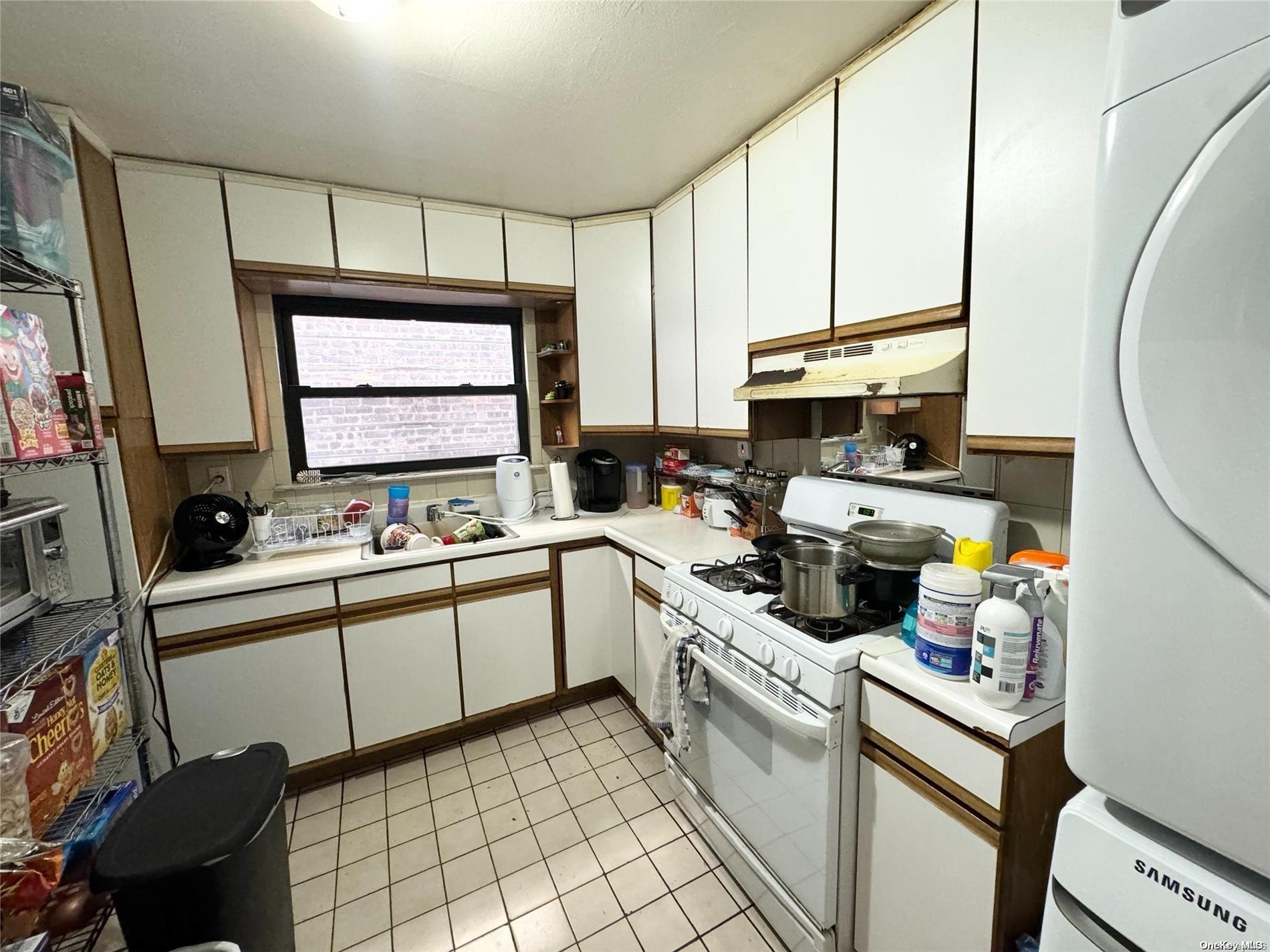 Single Family Seabury  Queens, NY 11373, MLS-L3563876-7