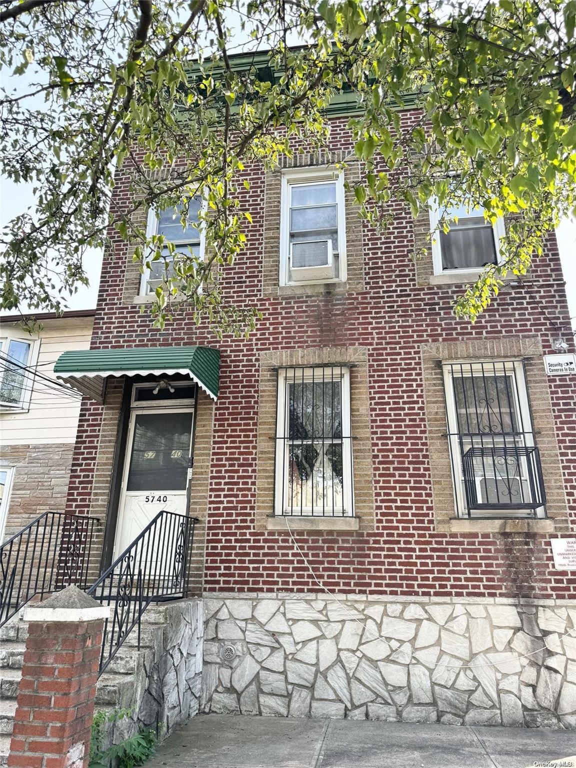 Single Family Seabury  Queens, NY 11373, MLS-L3563878-4