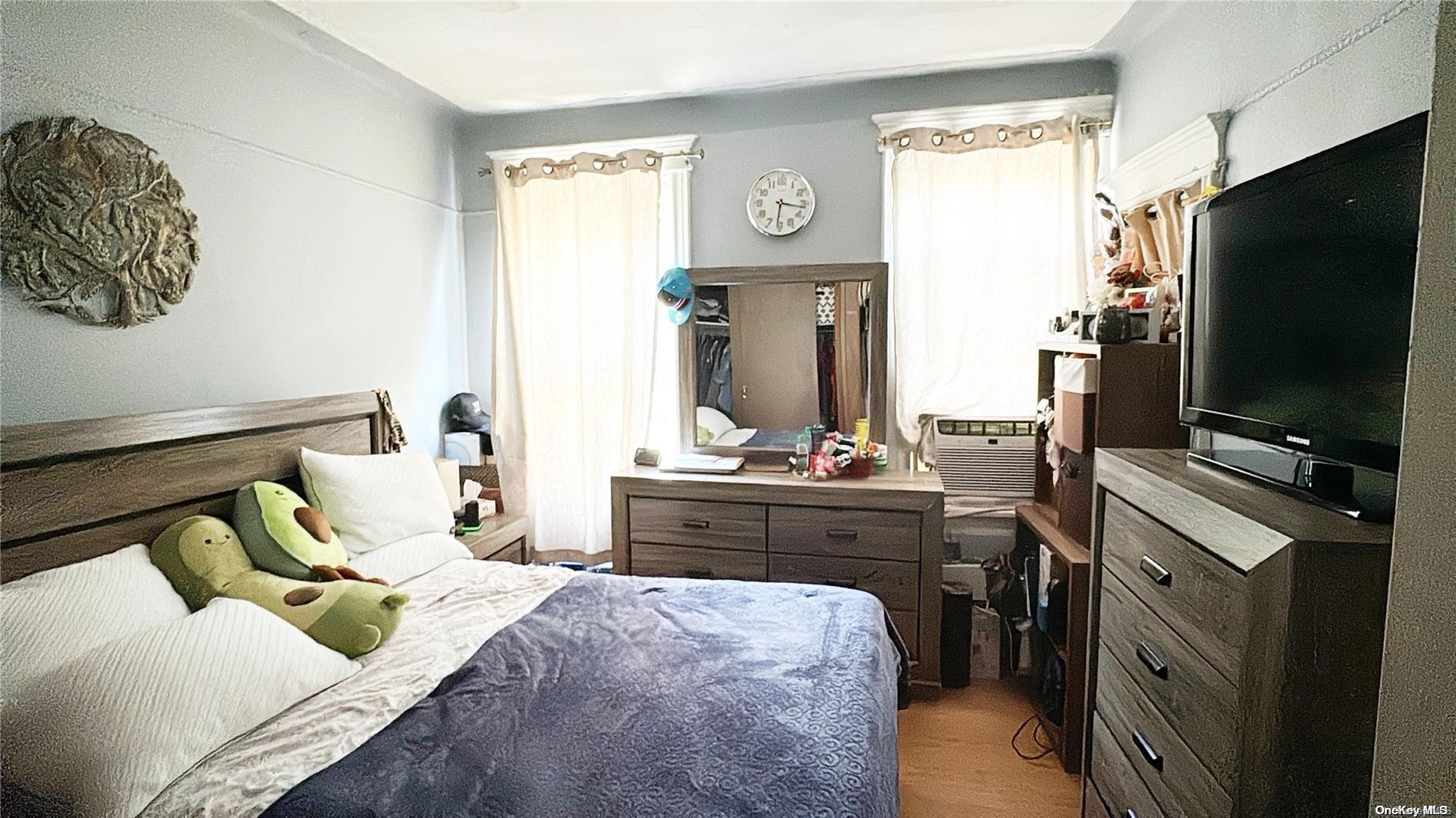 Single Family Seabury  Queens, NY 11373, MLS-L3563878-7