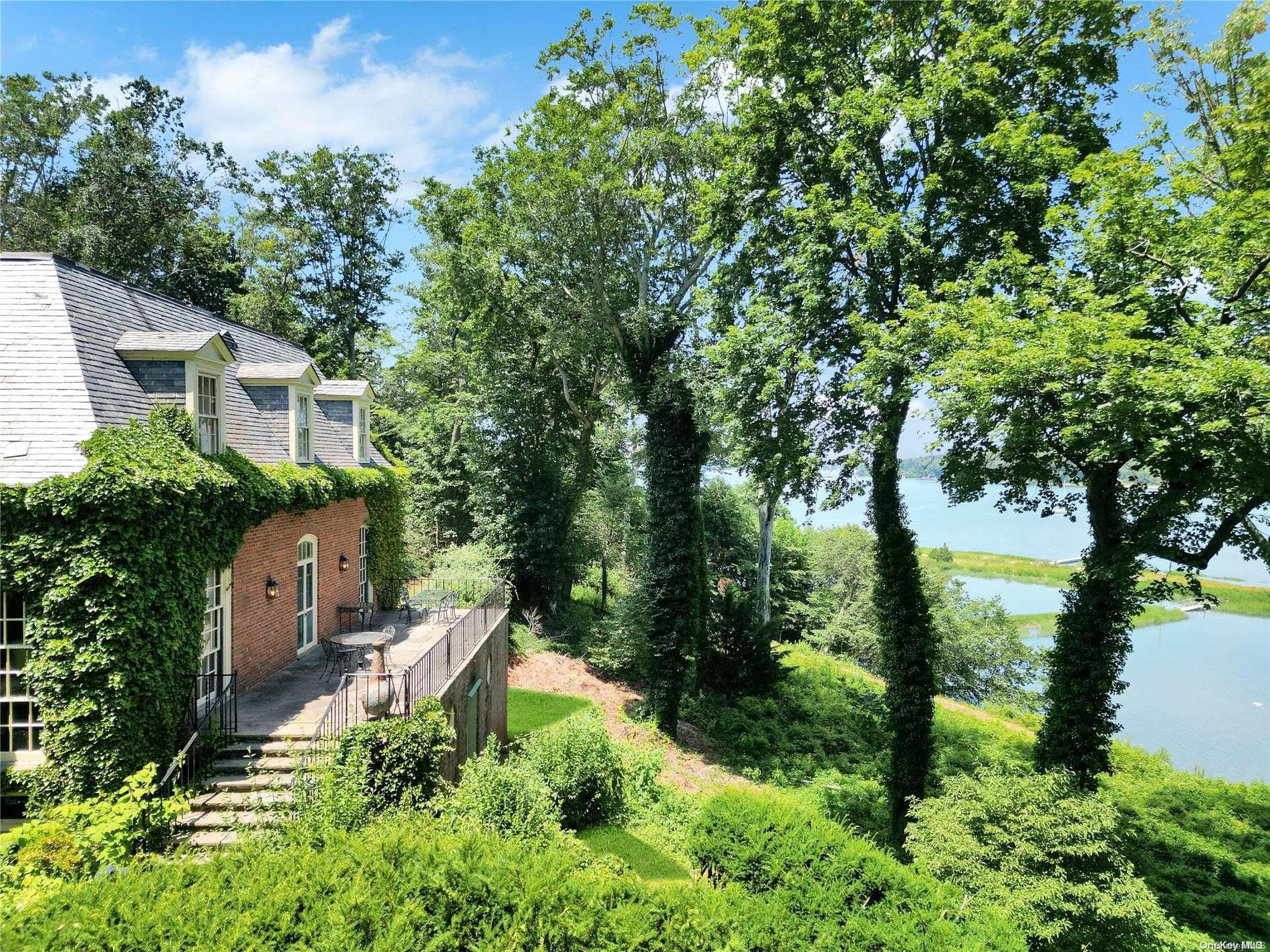 Single Family Cove Woods  Nassau County, NY 11771, MLS-L3564598-13