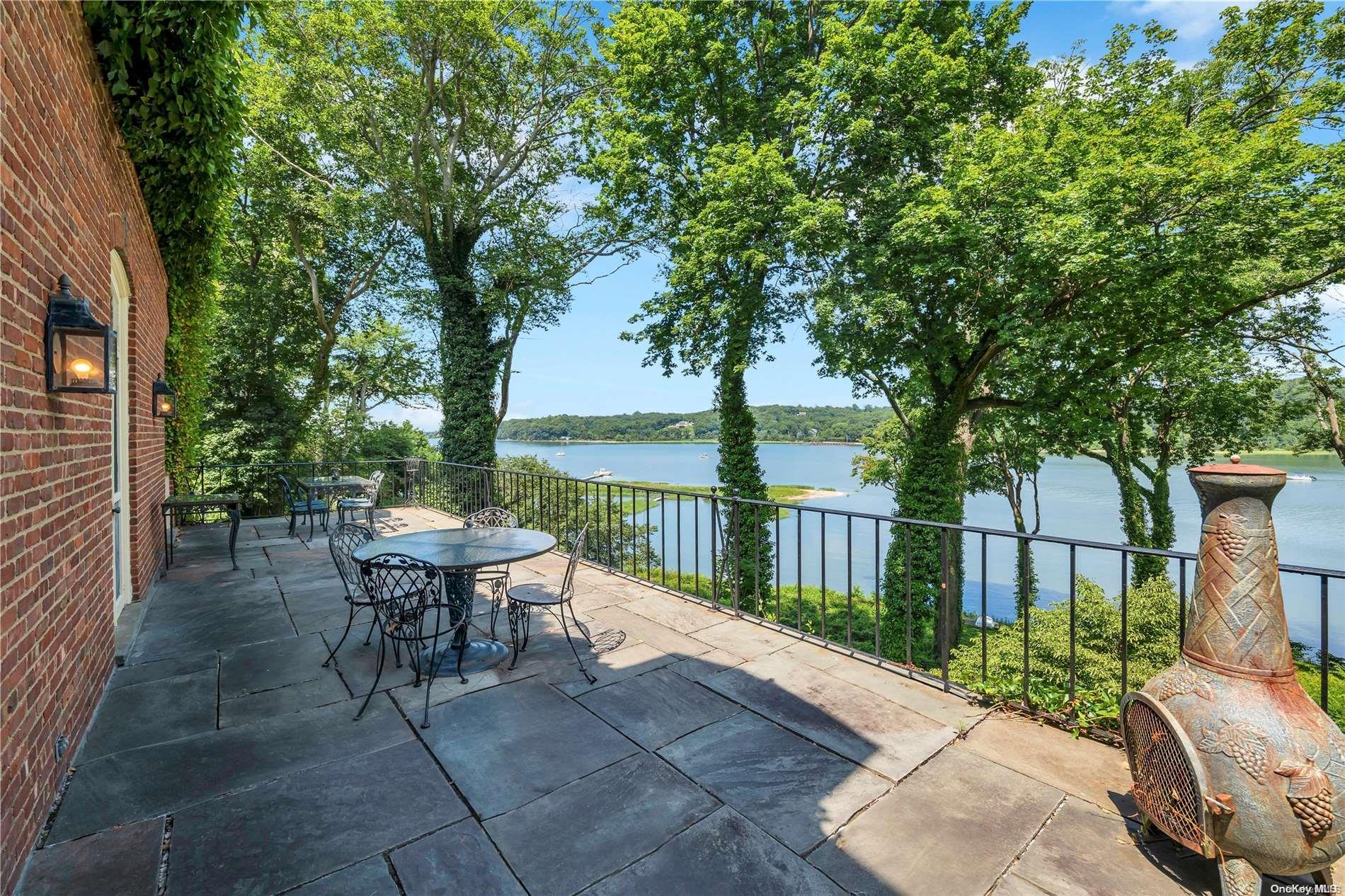 Single Family Cove Woods  Nassau County, NY 11771, MLS-L3564598-14