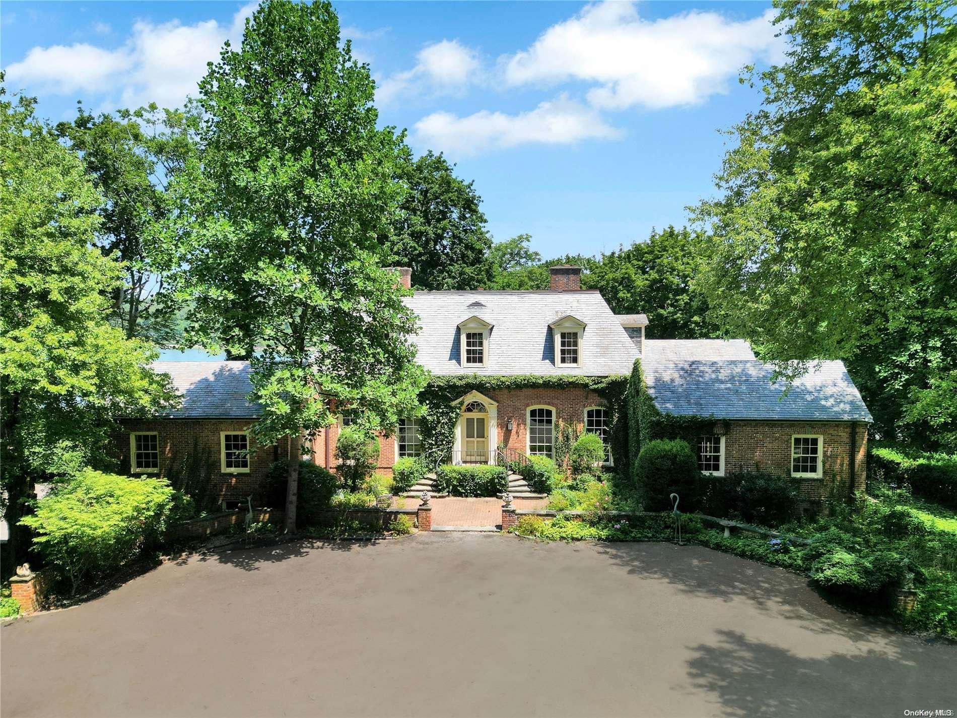 Single Family Cove Woods  Nassau County, NY 11771, MLS-L3564598-4