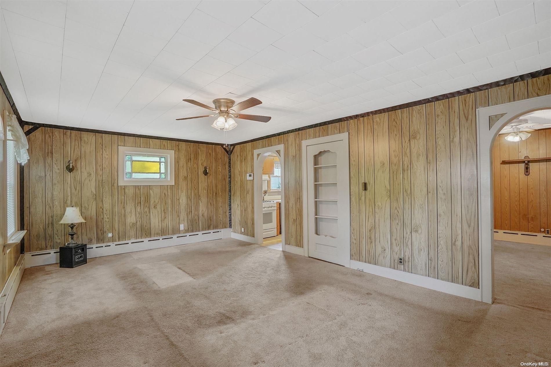 Single Family Brookdale  Suffolk County, NY 11706, MLS-L3564783-10