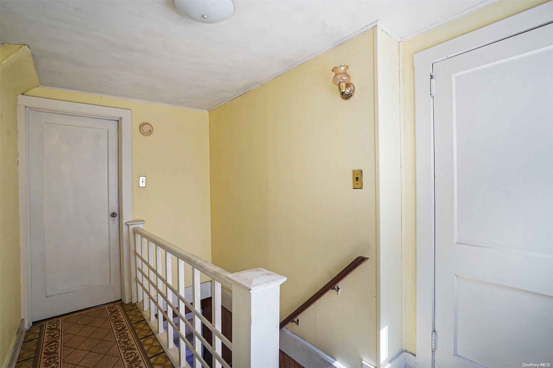 Single Family Brookdale  Suffolk County, NY 11706, MLS-L3564783-11