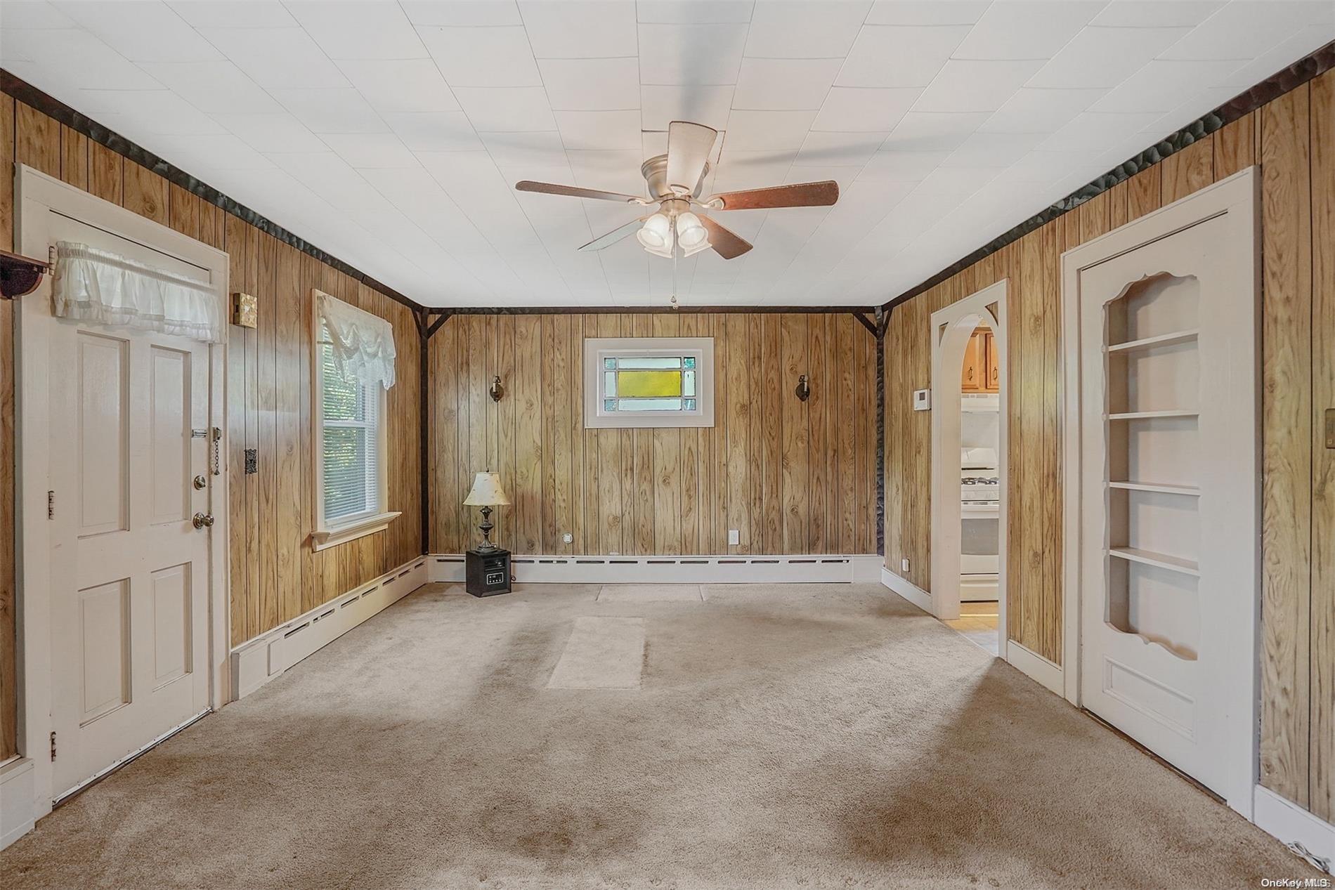Single Family Brookdale  Suffolk County, NY 11706, MLS-L3564783-12