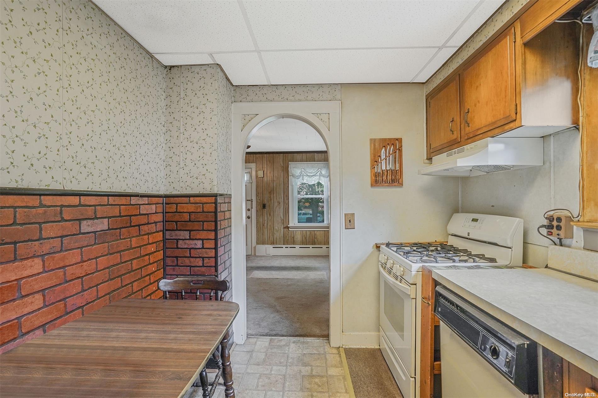 Single Family Brookdale  Suffolk County, NY 11706, MLS-L3564783-17