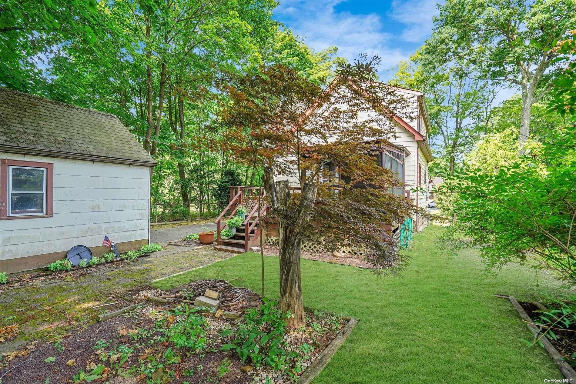 Single Family Brookdale  Suffolk County, NY 11706, MLS-L3564783-7