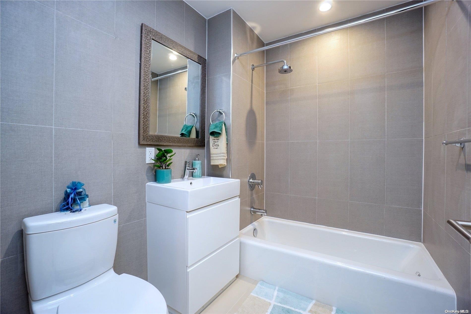 Condo 15  Queens, NY 11356, MLS-L3564844-10
