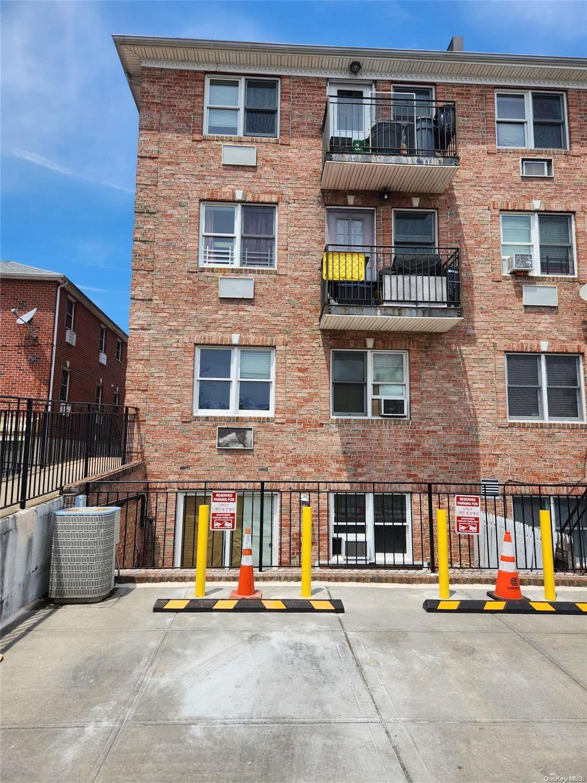 Single Family 47th  Queens, NY 11358, MLS-L3565059-3