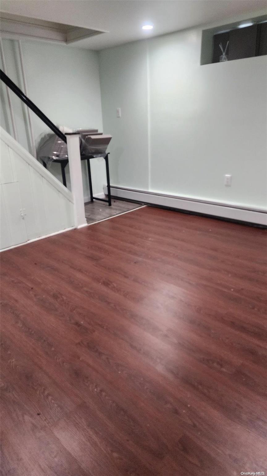 Single Family 213th  Queens, NY 11364, MLS-L3565173-21