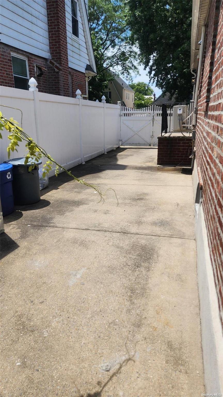 Single Family 213th  Queens, NY 11364, MLS-L3565173-3