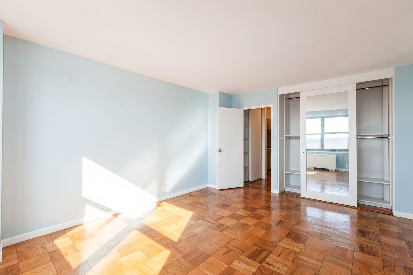 Coop Yellowstone  Queens, NY 11375, MLS-L3565287-12