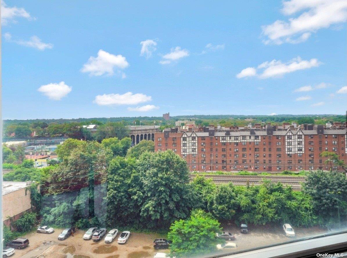 Coop Yellowstone  Queens, NY 11375, MLS-L3565287-22