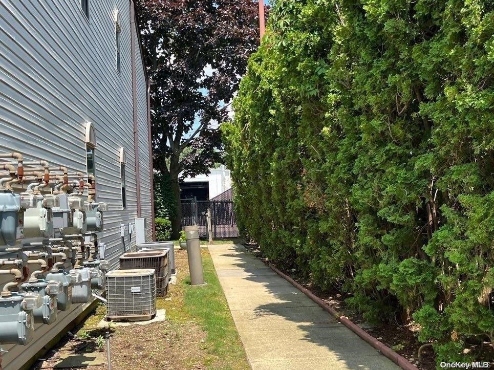 Condo Cambridge  Suffolk County, NY 11726, MLS-L3565412-2