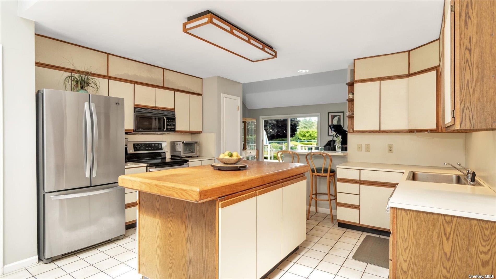 Single Family Peconic Bay  Suffolk County, NY 11931, MLS-L3565420-15