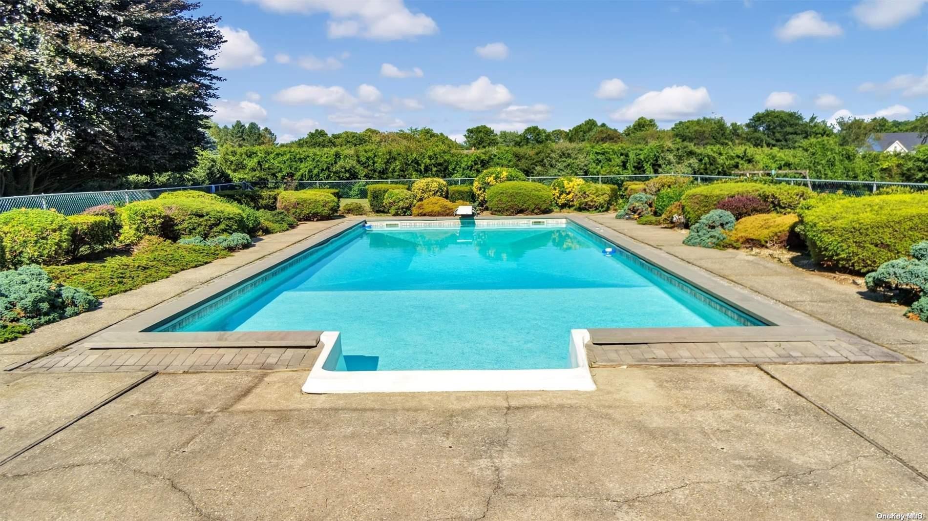 Single Family Peconic Bay  Suffolk County, NY 11931, MLS-L3565420-5
