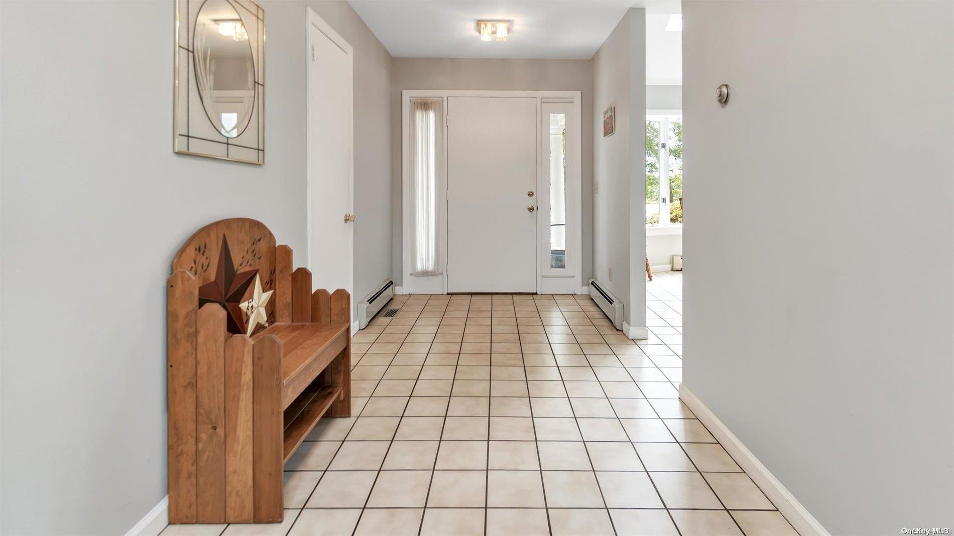 Single Family Peconic Bay  Suffolk County, NY 11931, MLS-L3565420-9