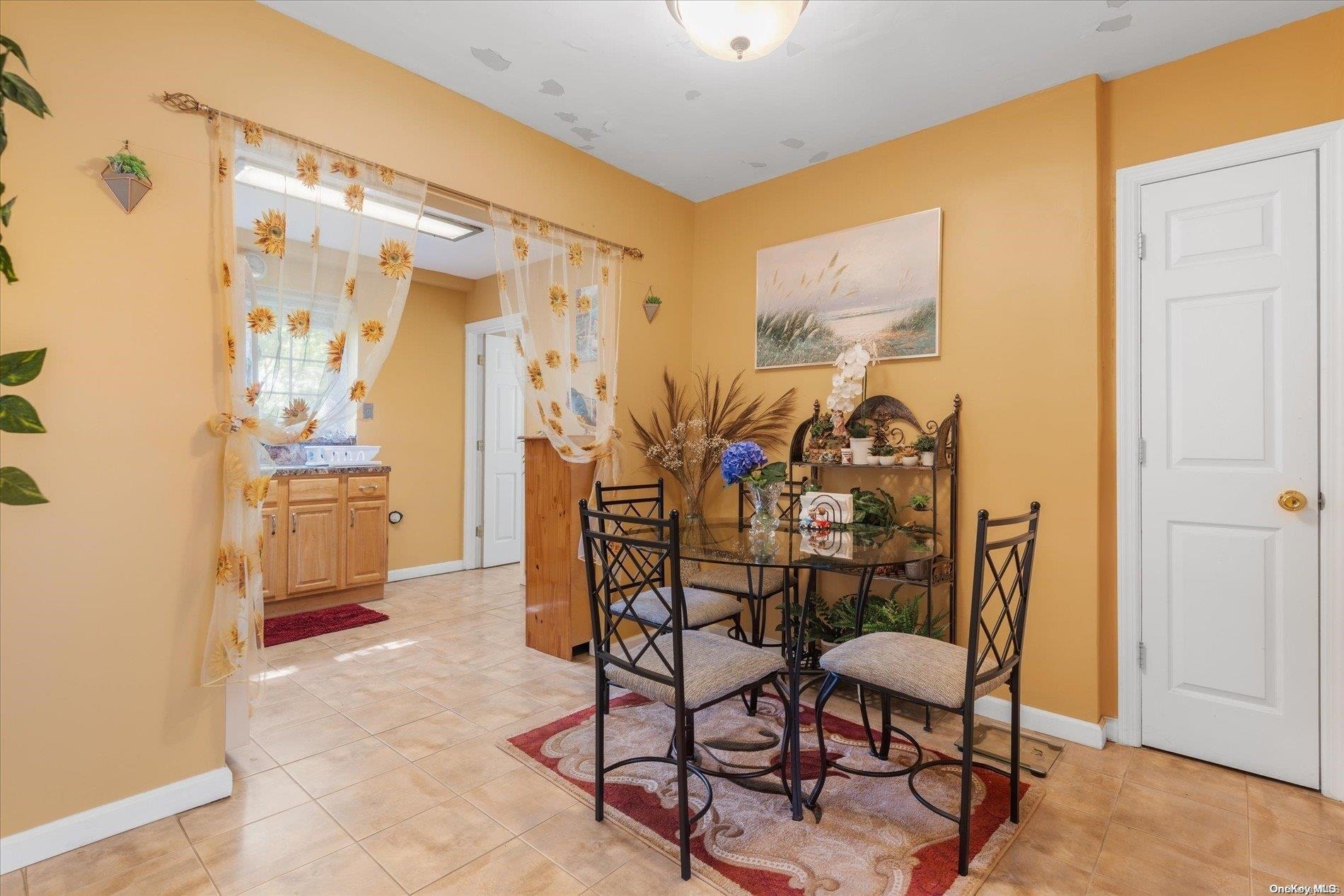 Single Family 96th  Queens, NY 11414, MLS-L3565532-3