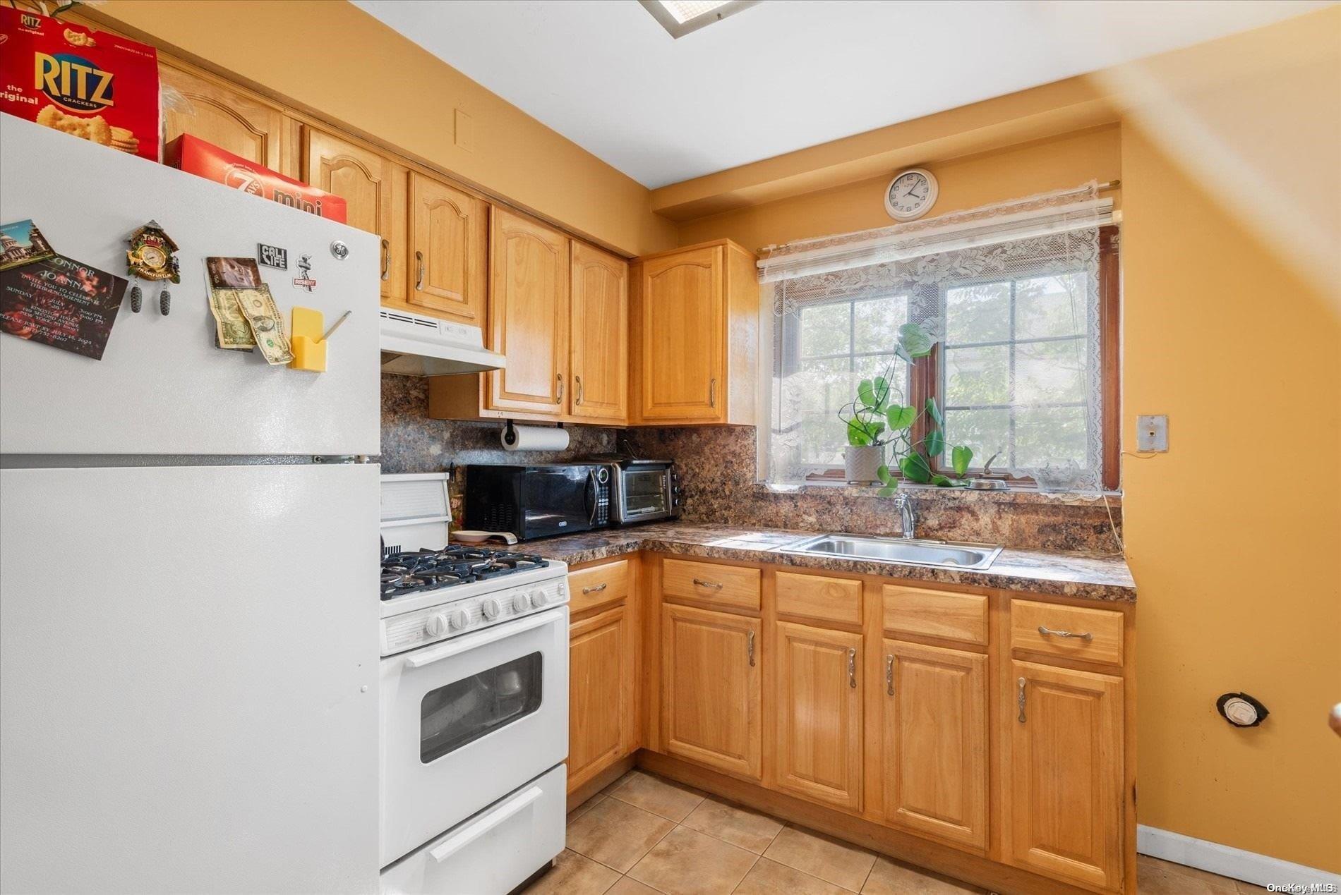 Single Family 96th  Queens, NY 11414, MLS-L3565532-6