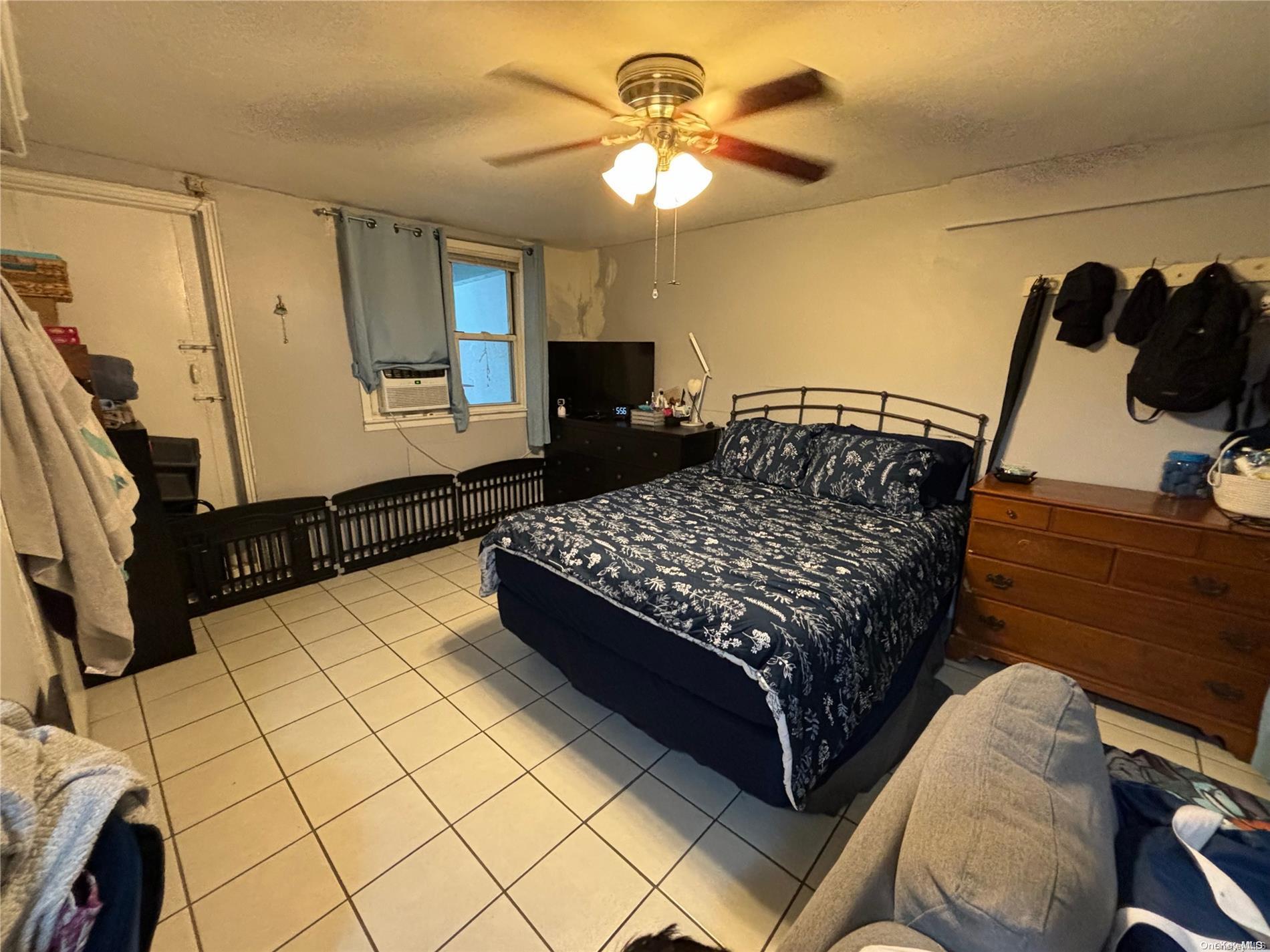 Single Family 48th  Queens, NY 11103, MLS-L3565742-11