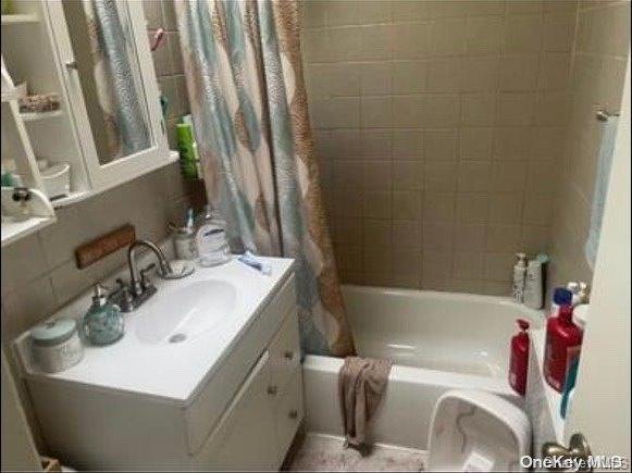 Single Family 48th  Queens, NY 11103, MLS-L3565742-12