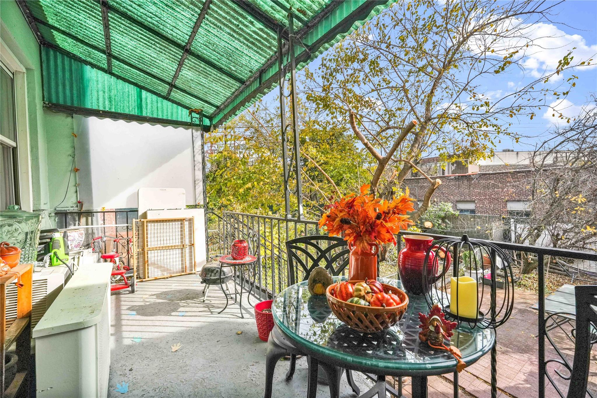 Single Family 48th Queens, NY 11103, MLS-L3565742-19