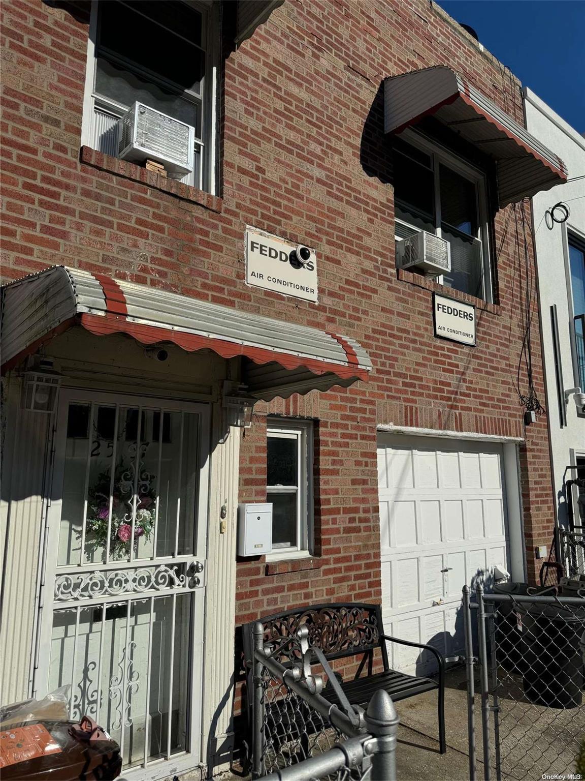 Single Family 48th  Queens, NY 11103, MLS-L3565742-2