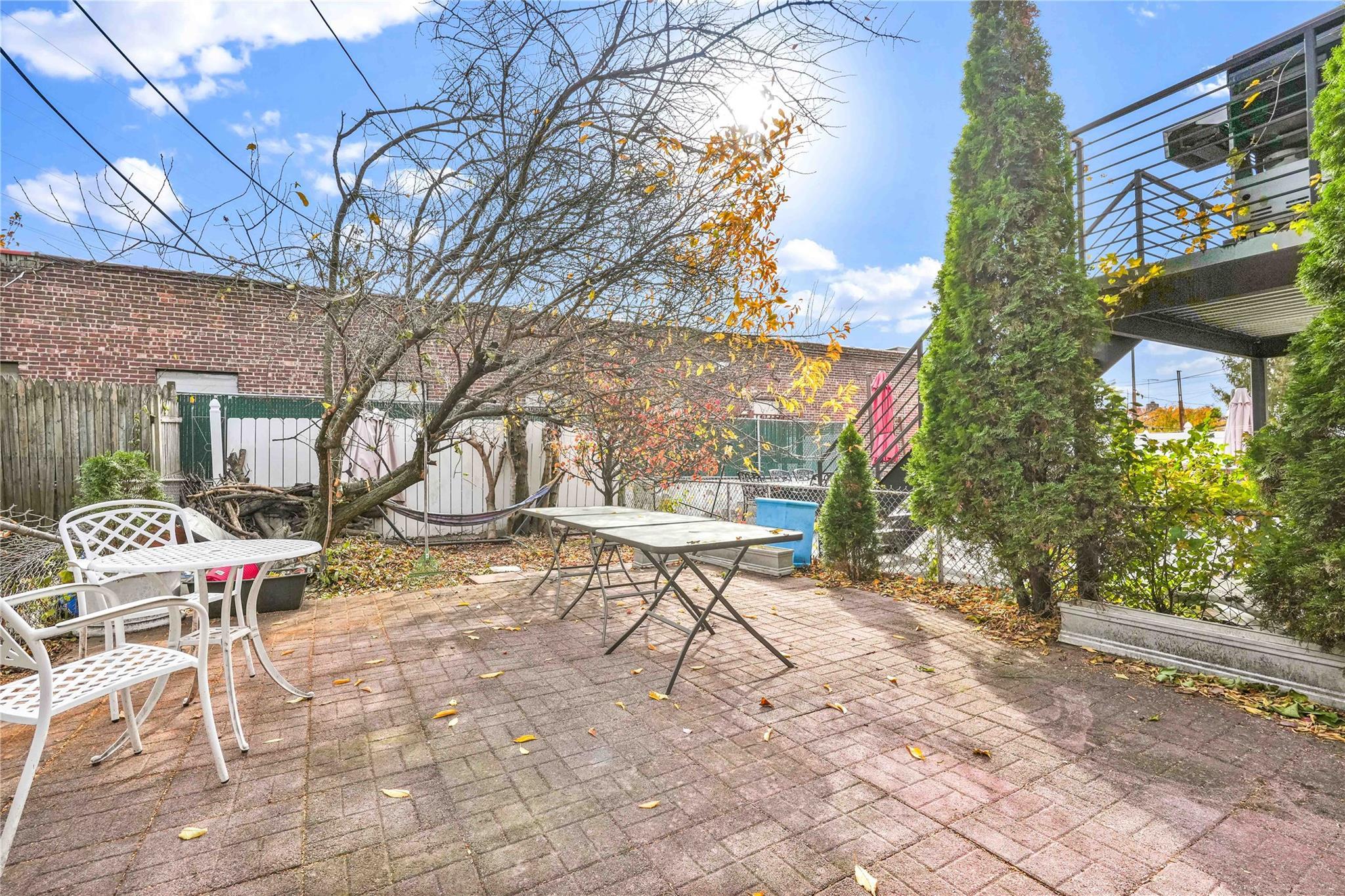 Single Family 48th Queens, NY 11103, MLS-L3565742-23