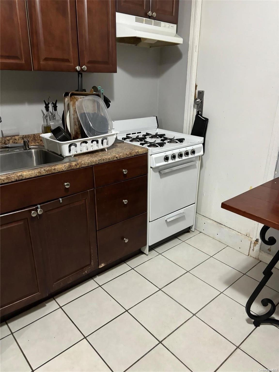 Single Family 48th  Queens, NY 11103, MLS-L3565742-4