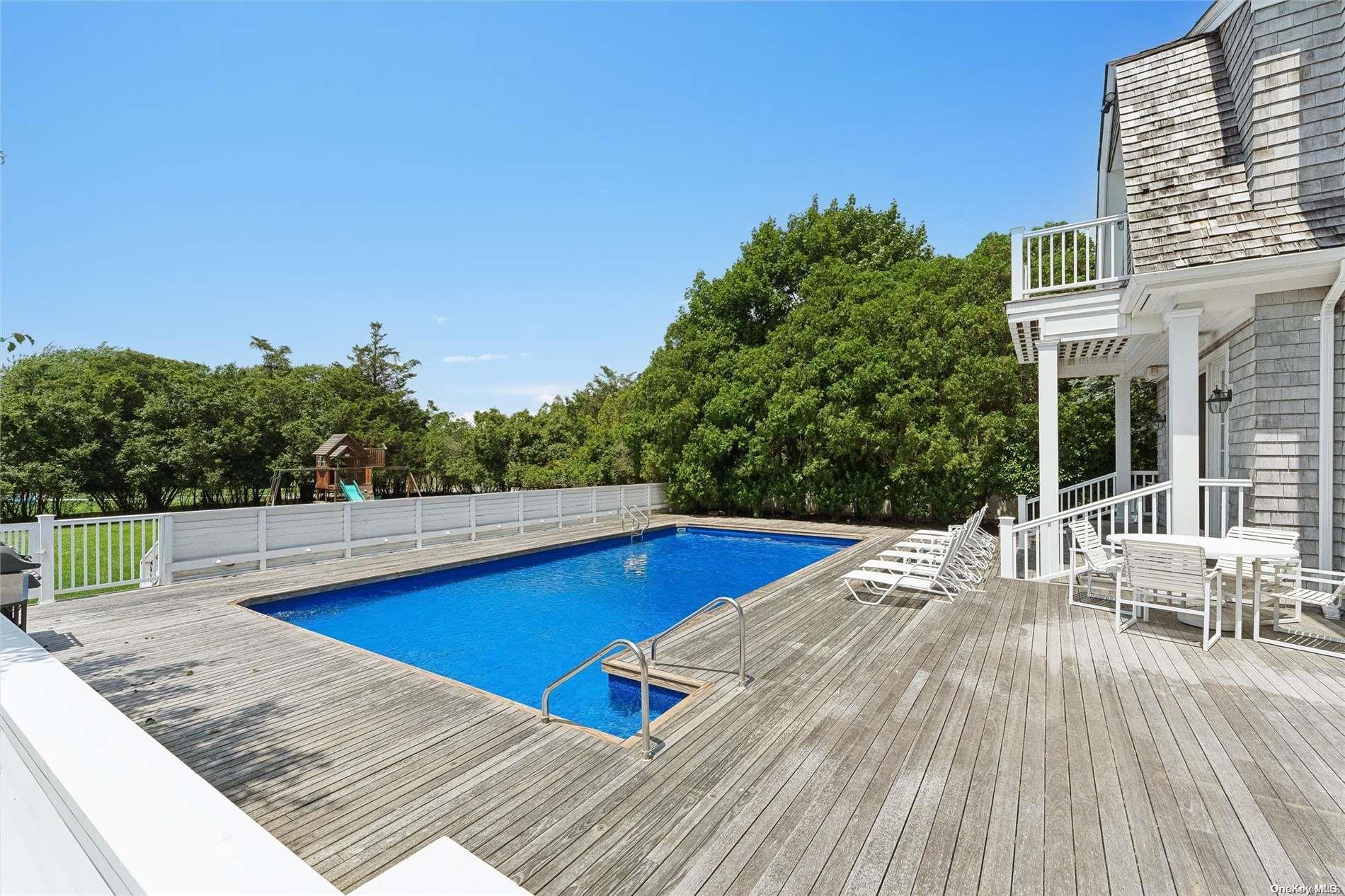 Single Family Rogers  Suffolk County, NY 11960, MLS-L3565941-34
