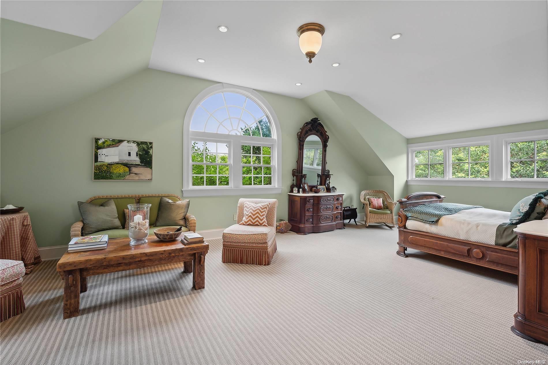 Single Family Downs  Suffolk County, NY 11968, MLS-L3565968-20