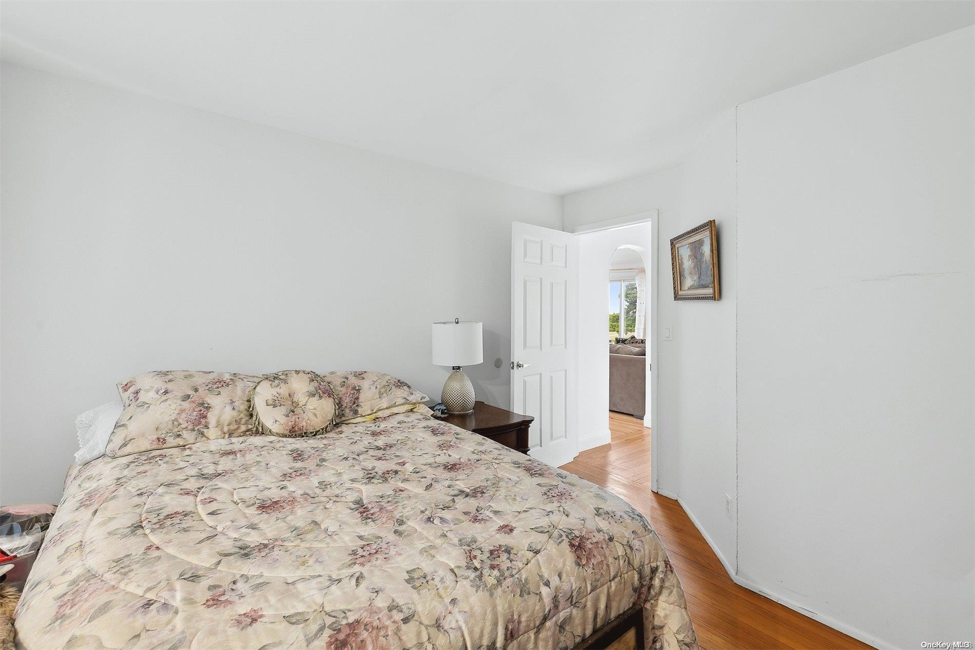 Single Family Last  Suffolk County, NY 11946, MLS-L3566013-11