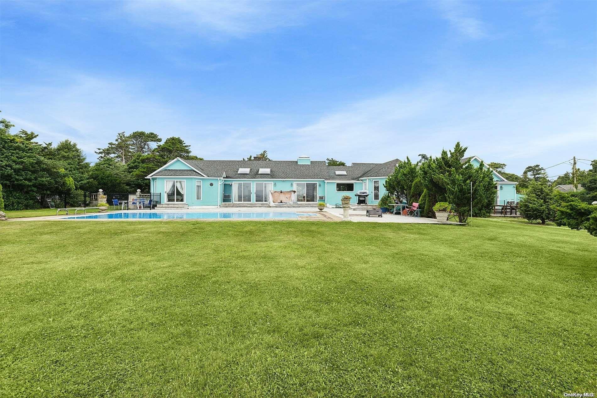 Single Family Last  Suffolk County, NY 11946, MLS-L3566013-2