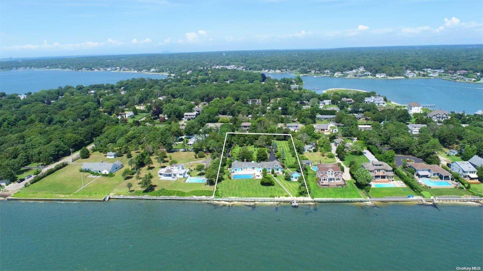 Single Family Last  Suffolk County, NY 11946, MLS-L3566013-3