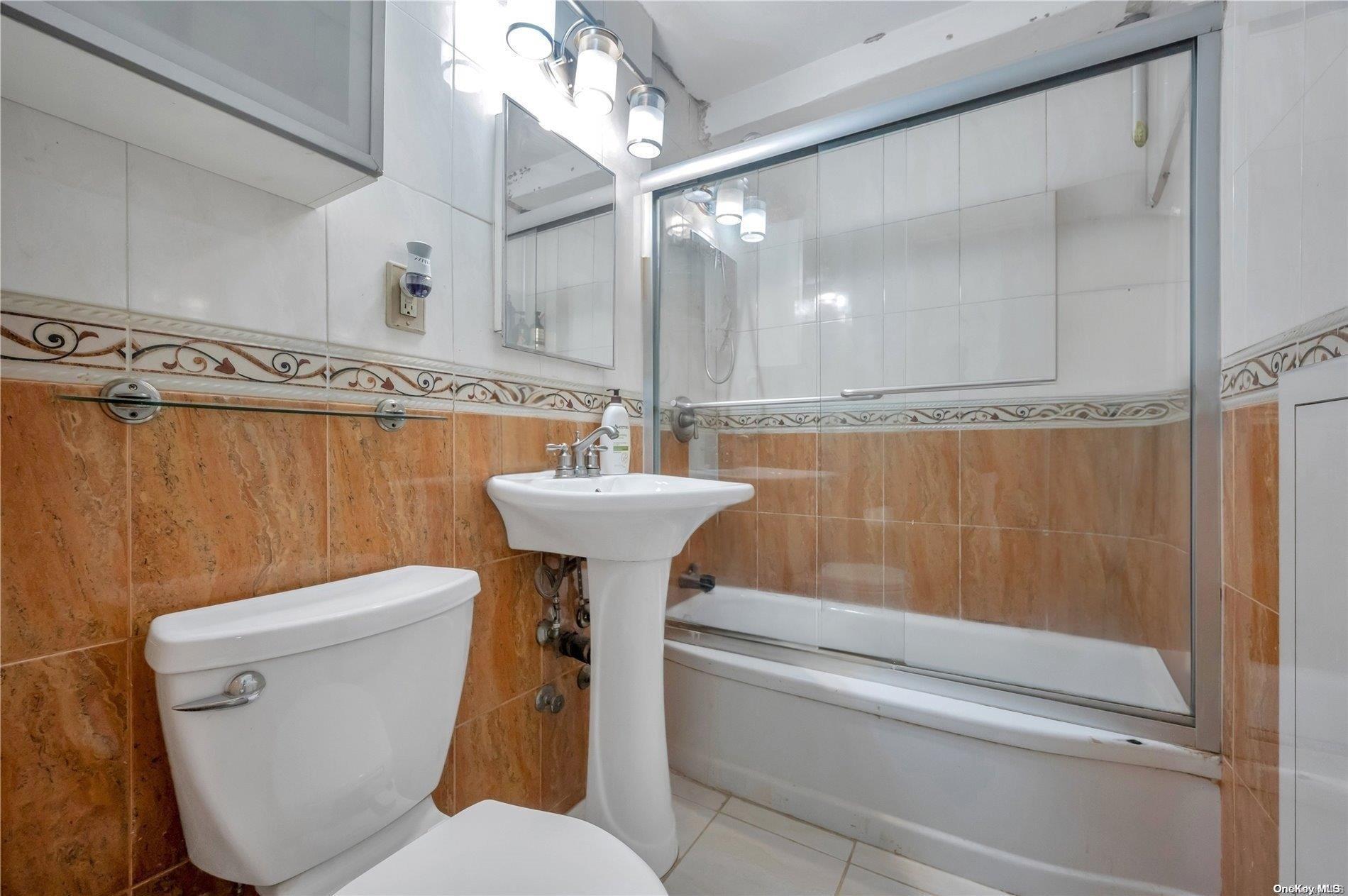 Coop 64th Ave  Queens, NY 11374, MLS-L3566201-4