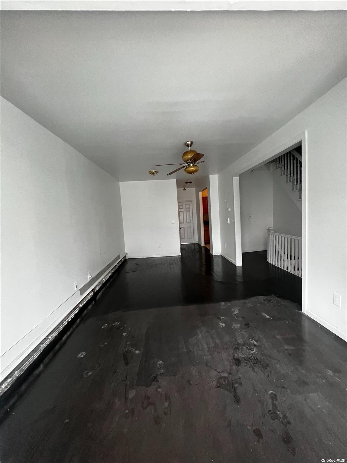 Single Family Granger  Queens, NY 11368, MLS-L3566642-9